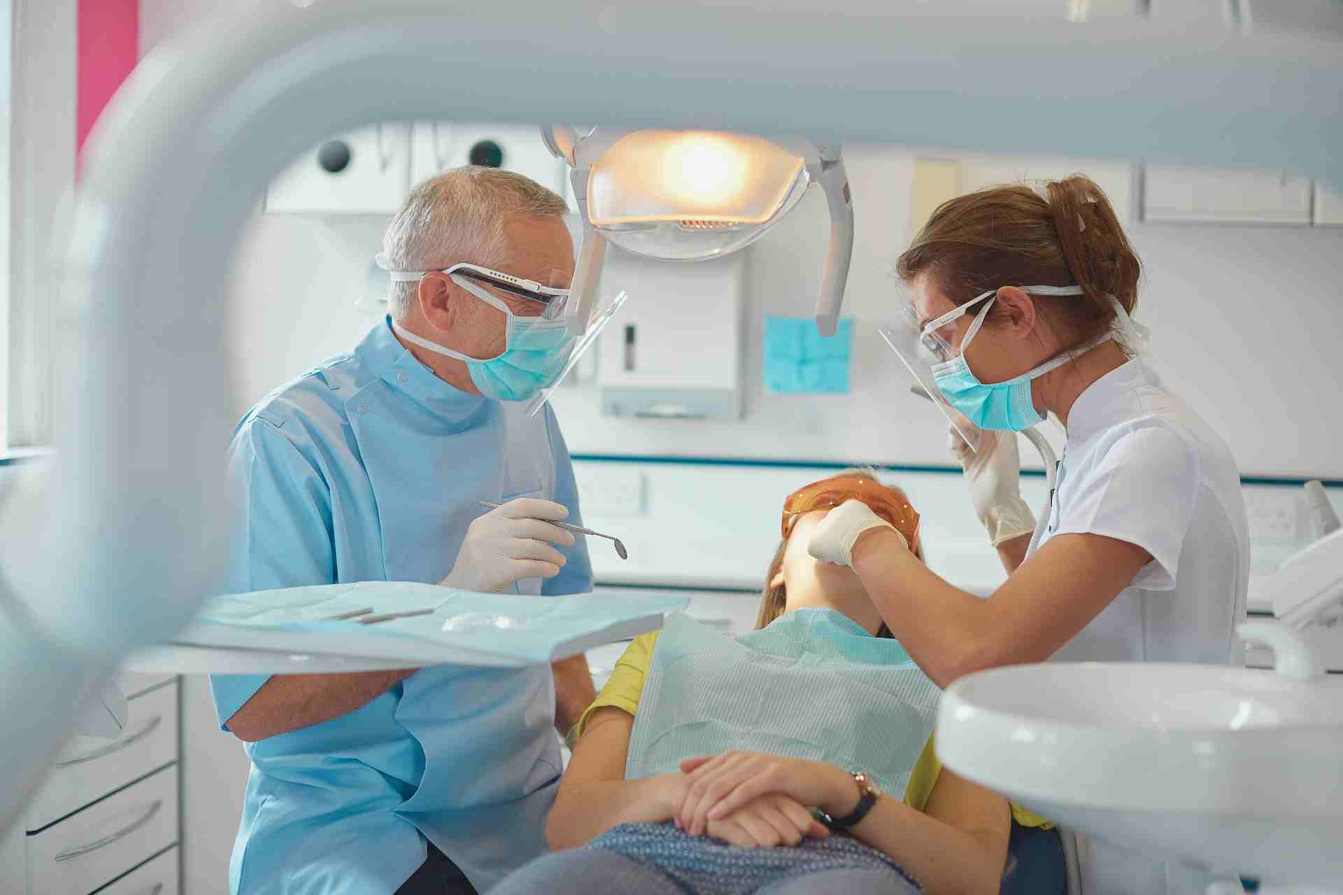 Dentist in Bethpage, TN